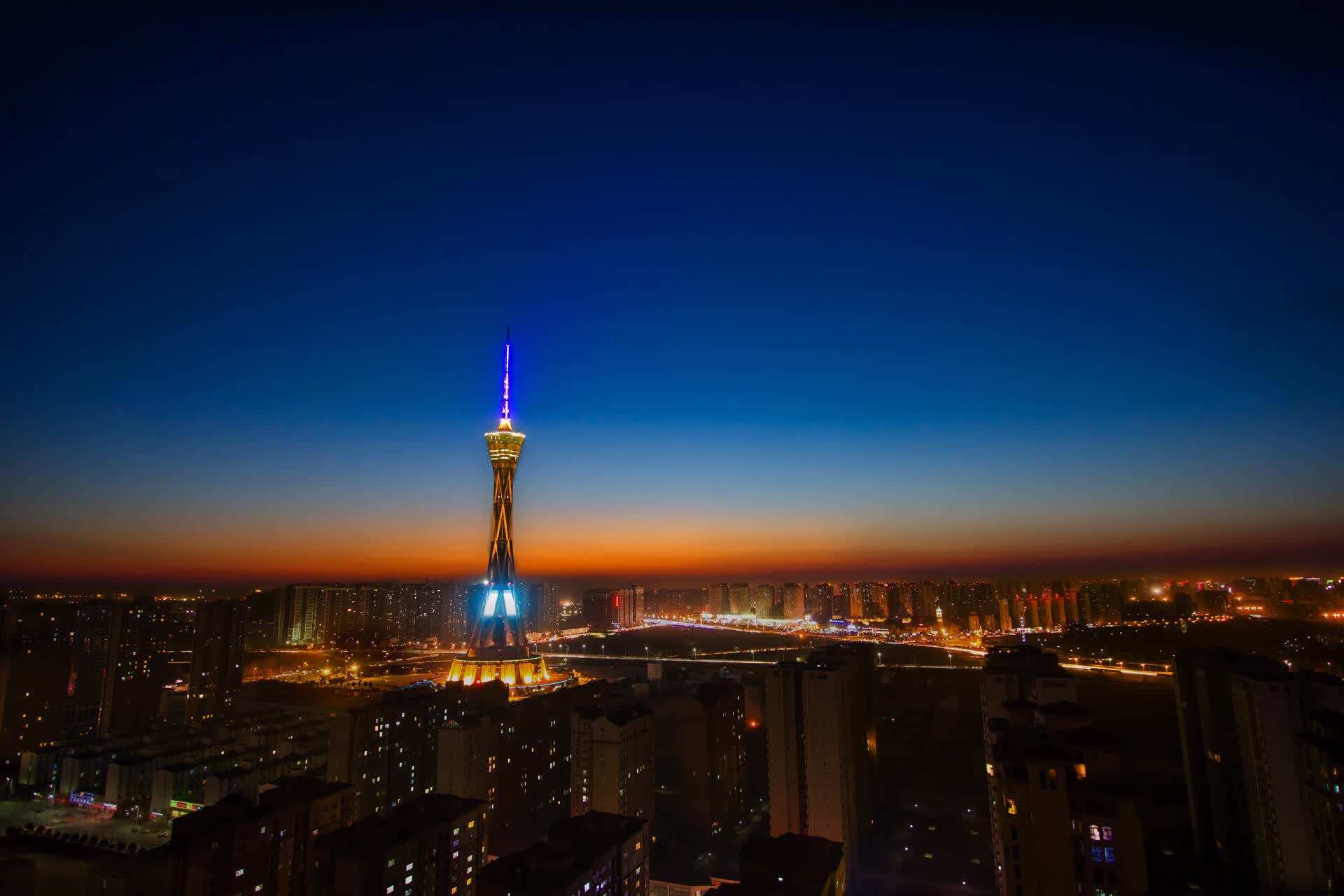 世界体操团体赛冠军队员参与公益图书计划,世界体操大赛包括